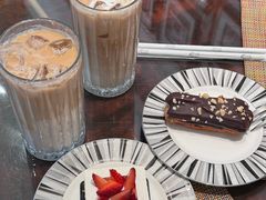 -上海和平饭店维克多咖啡厅 Victor's