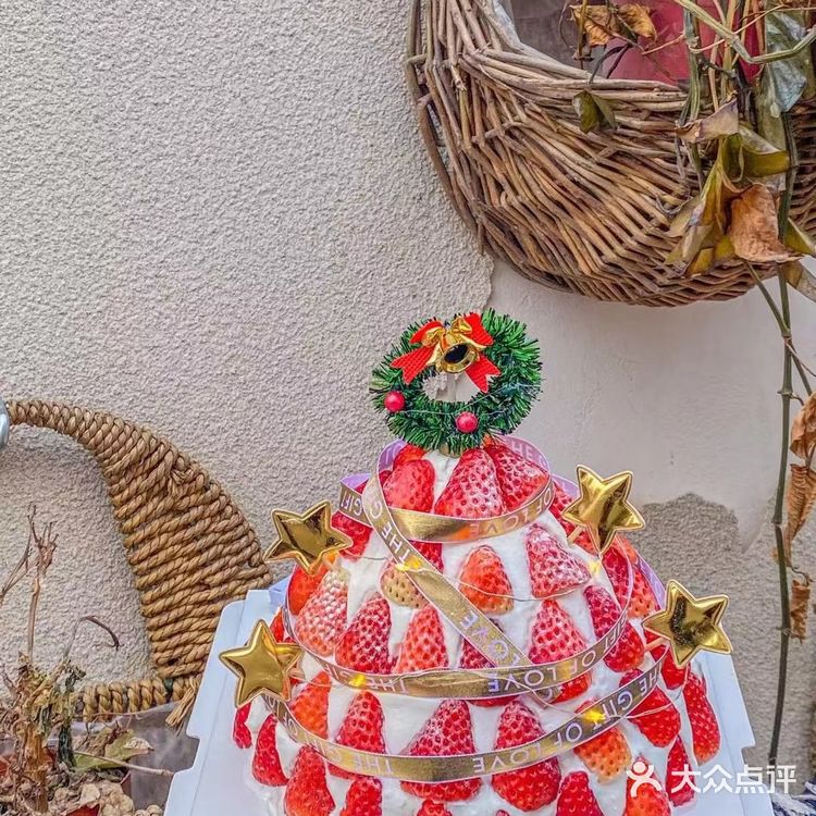 圣诞限定｜草莓圣诞树🎄颜值忒高啦