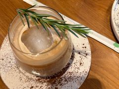 -Chom Cafe and Restaurant