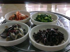 开胃小菜-郑阿姨的家·이모네·韩料&烤肉(武川路店)