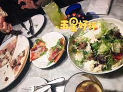 特级皇后披萨-玛尚诺意式餐厅(官舍店)