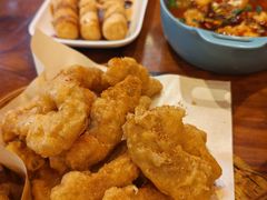 阿婆酥肉-爆炸头阿姨小四川正宗川味小吃(无任何分店)