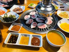 -唯成•韩国炭火烤肉 유성고기