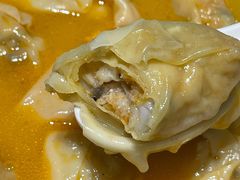金汤黄鱼馄饨-蟹黄鱼·深夜面馆(巨鹿路店)