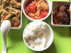 -同济大学本部学苑饮食广场