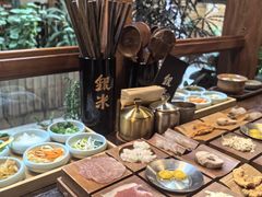 -银米·云南传统过桥米线(双廊黑金冠店)