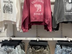 -Hollister(天环广场店)