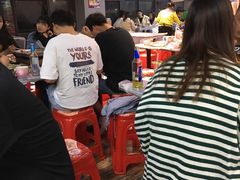 等位区-小民大排档(光谷店)