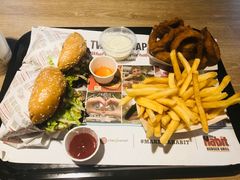 -The Habit Burger Grill 哈比特汉堡(复兴soho店)