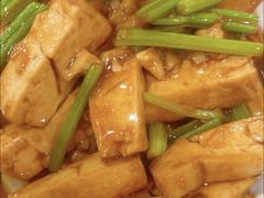 -湖南人家湘菜馆(镇江路店)