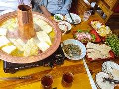 -民食香·腊排骨野生菌美食(木府店)