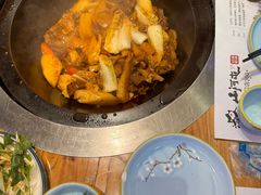 -山河屯铁锅炖·非遗东北菜(南山店)