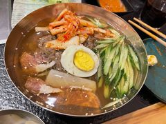 -臻牛烤肉