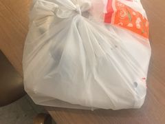 -必胜客(上海华谊新所店)