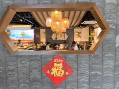 -魏铭鱼头捞饭(晋阳路店)
