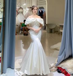 -Color卡诺婚纱礼服馆(南京严选店)