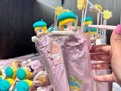 -泡泡玛特POPMART(蓝色港湾店)