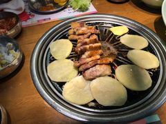 -老炉家木炭烤肉(长江国际店)