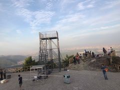 -鬼笑石后山停车场
