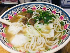 -鑫花溪牛肉米粉(人民广场店)