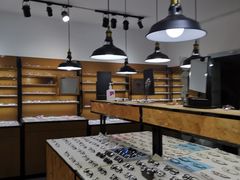 -罗伯特眼镜·蔡司官方授权(罗湖国贸店)