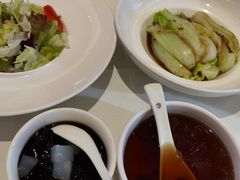 -万龙洲海鲜(大兴绿地缤纷城店)