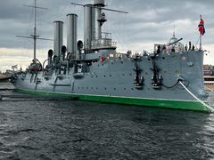 -阿芙乐尔号巡洋舰