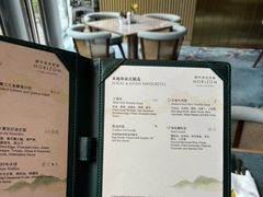 -上海前滩香格里拉大酒店