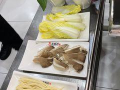 -红菇坊鲜汤火锅(橡树湾店)