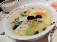 -渝是乎酸菜鱼(龙旗购物中心店)