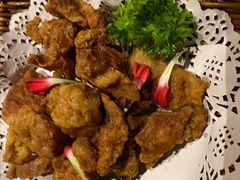 老青岛炸五花肉-前海沿·青岛菜(大拇指广场石老人店)