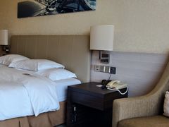 -广州花都皇冠假日酒店