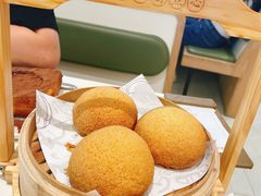 酥皮山楂叉烧包-蔡澜点心·粤菜(月星环球港店)