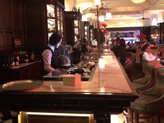 -LONG BAR 廊吧(外滩华尔道夫酒店)