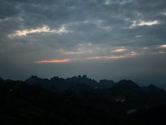 -黄山光明顶山庄