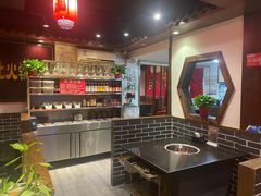 -宽板凳老灶火锅(簋街店)