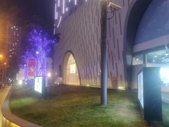-上海尚嘉中心