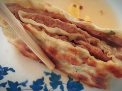 -溢心园香河肉饼总店