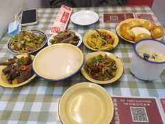 -三镇卤货二公司(汉街店)