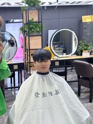 -藤野造型•烫染专业店
