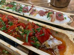 -胡须哥网红竹筒菜