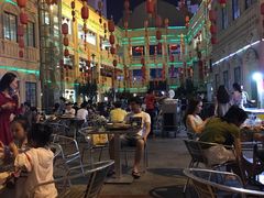 -海口骑楼小吃街