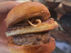 鹅肝牛肉小汉堡-酒池星座(深圳湾后海汇店)