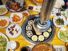 -唯成•韩国炭火烤肉 유성고기