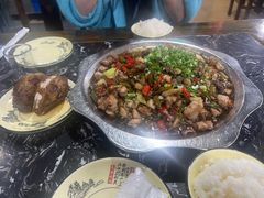 -廖哥泡椒兔(峨眉店)