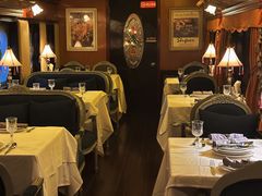 -火车头法国西餐厅