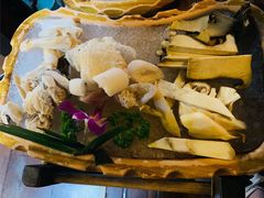 -滇釜火锅·能喝汤的火锅(车公庄店)