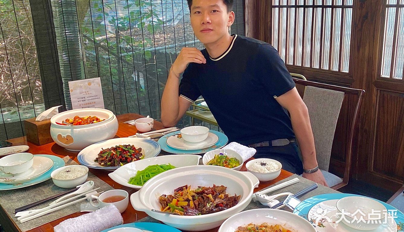 长沙岳麓山下[吐]中式高端私人房间菜