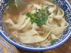 -东大桥小国抻面烧烤(长通路店)