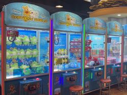 点击看大图 -卡通尼乐园(五彩世界店)